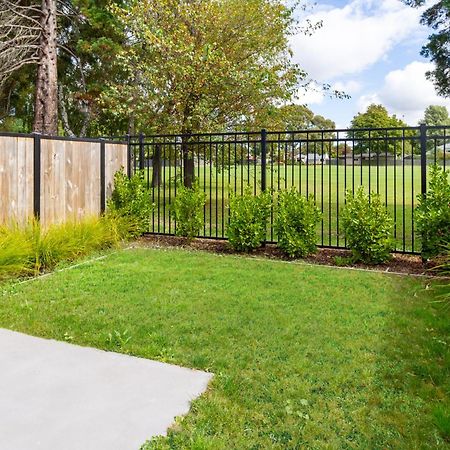 Escape At The Park: 1 Bed 1 Bath W/Carpark Christchurch Exterior foto